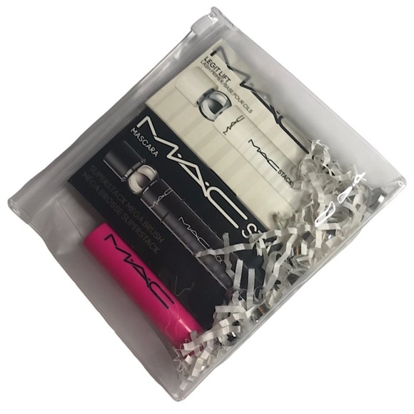 MAC Cosmetics Lashes and Lips Trio - Full Size Gloss, Mini Mascara & Mini Primer - Picture 16 of 16